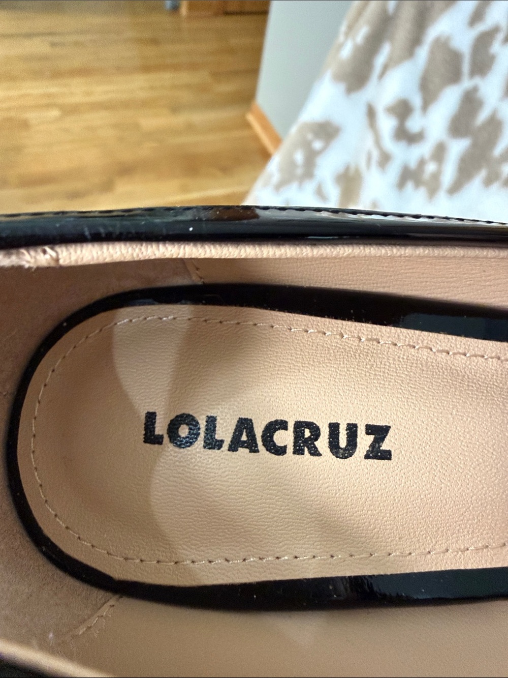 LOLA CRUZ Black Patent Block Heel Loafers with Gold Accent - Picture 2 of 5